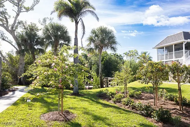 601 Periwinkle Way #D5, Sanibel, FL 33957 - #3