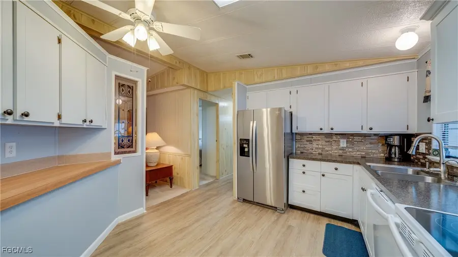 620 Horizon Drive, North Fort Myers, FL 33903 - Image #2