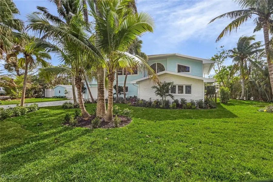 1543 San Carlos Bay Drive, Sanibel, FL 33957 - Image #2