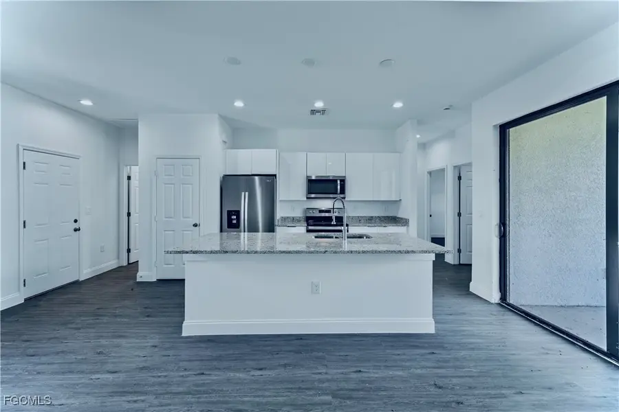 352 Rawlings Avenue, Lehigh Acres, FL 33974 - Image #2