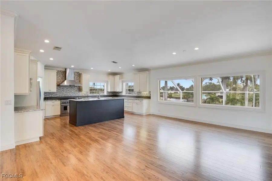 6106 Plumosa Avenue, Fort Myers, FL 33908 - Image #3