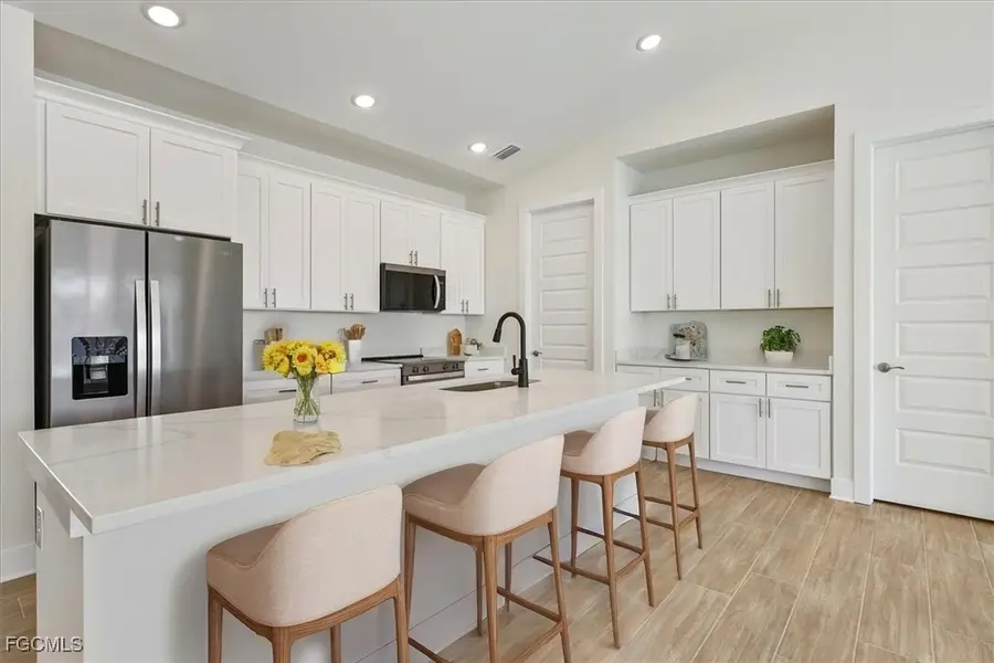 932 SW 36th Terrace, Cape Coral, FL 33914 - Image #3