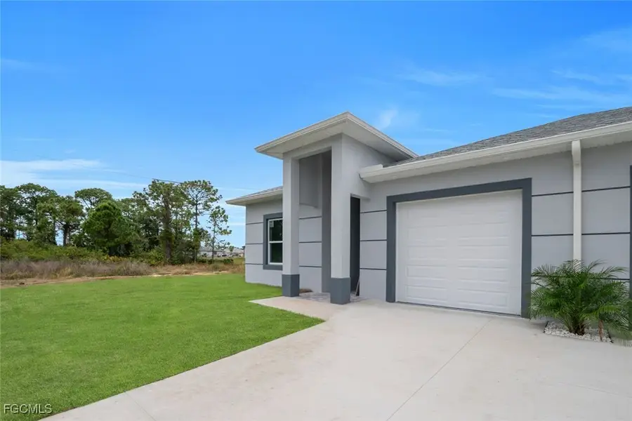 4648/4650 Leonard Boulevard S, Lehigh Acres, FL 33973 - Image #3