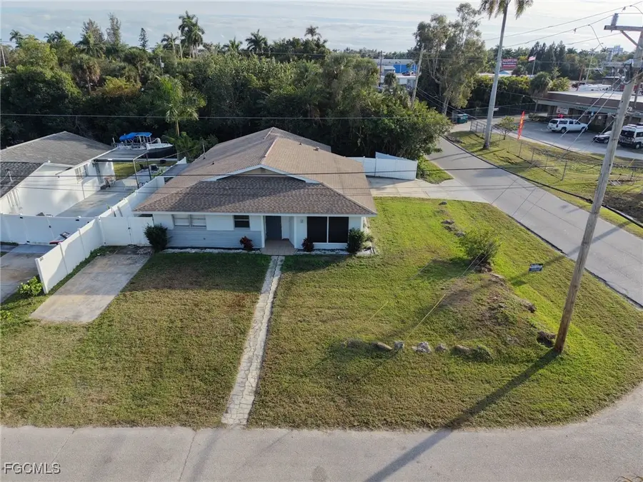 56 Cardinal Drive, North Fort Myers, FL 33917 - Image #2