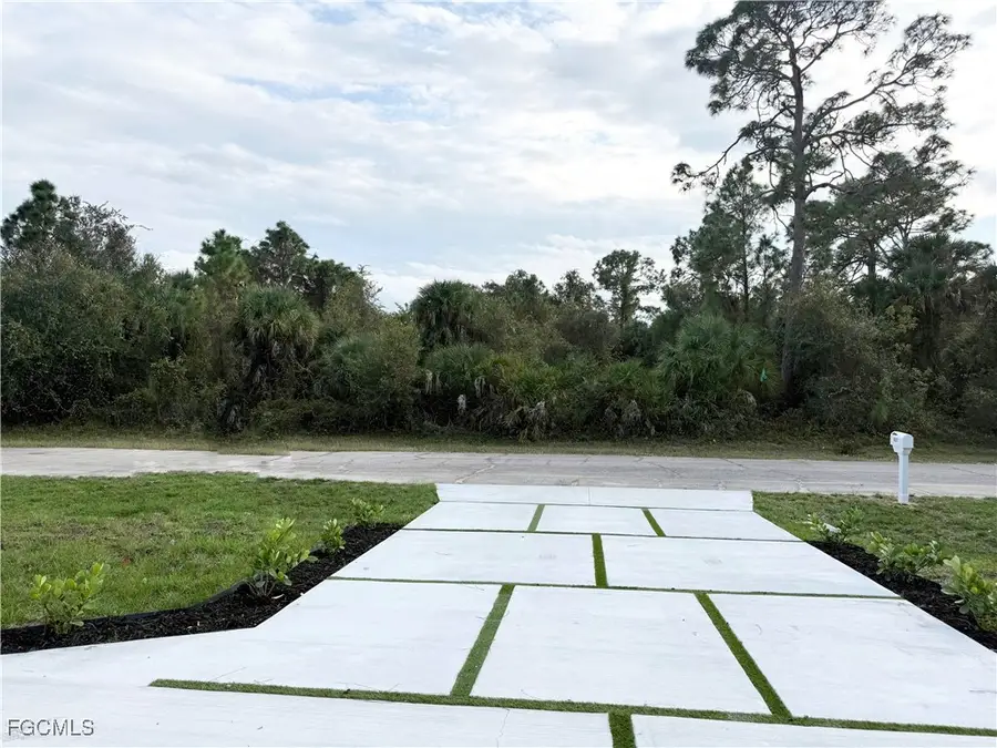 5037 Pinetree Circle, Labelle, FL 33935 - Image #3