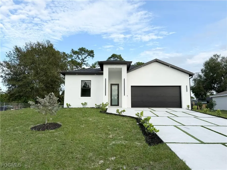 5008 N Obispo Circle, Labelle, FL 33935 - Image #2