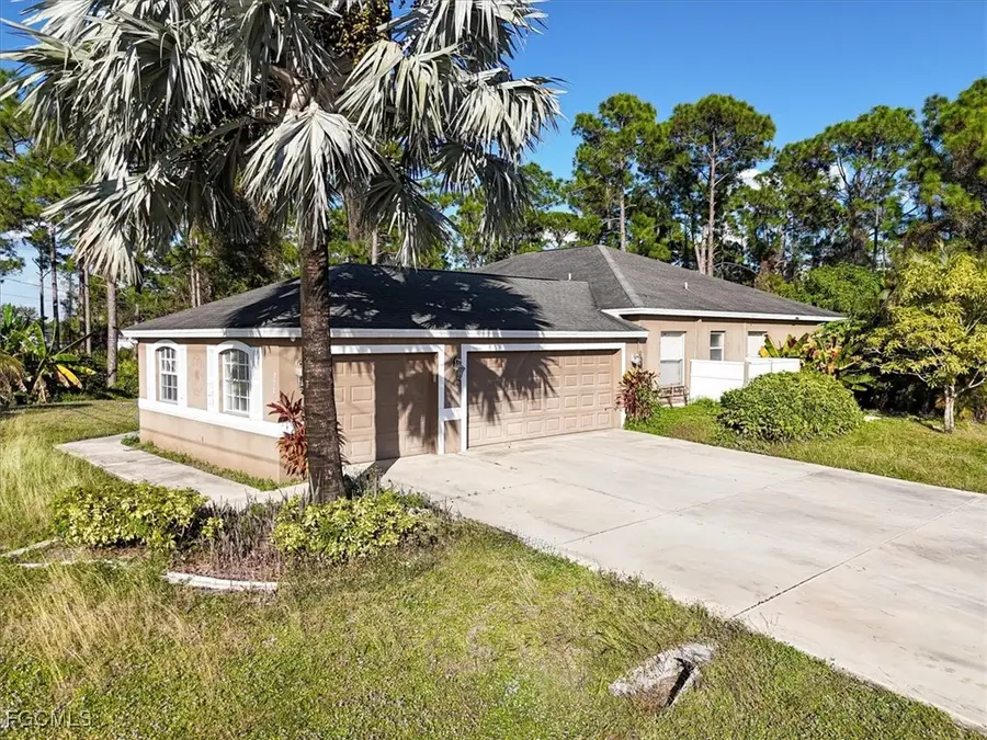 771 Dudley Avenue S, Lehigh Acres, FL 33974 - Image #2