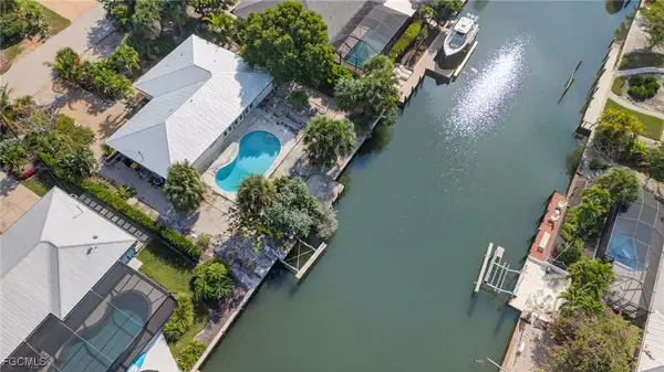 935 Pecten Court, Sanibel, FL 33957