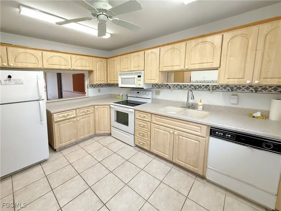 6954 Myerlee Country Club Boulevard, Fort Myers, FL 33919 - Image #2