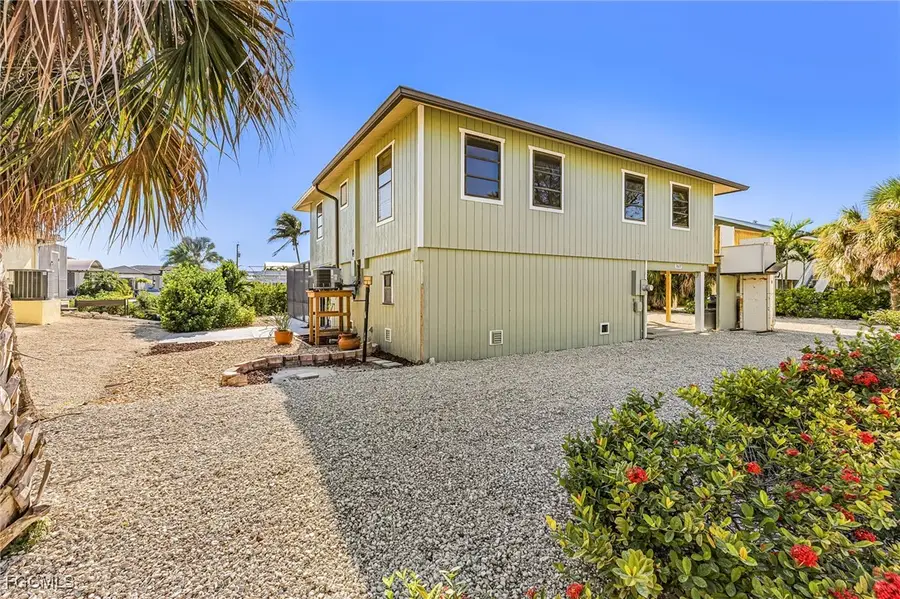 3637 Schooner Lane, Saint James City, FL 33956 - Image #3