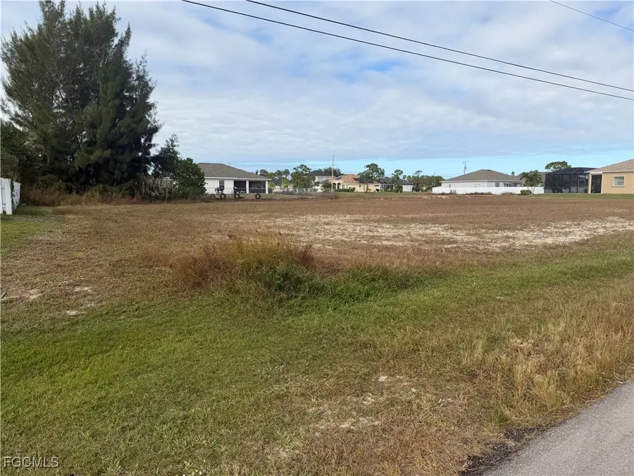 2020 NW 25th Place, Cape Coral, FL 33993 - Image #2