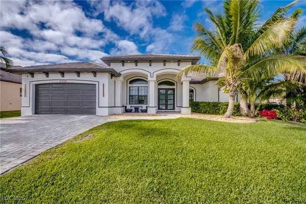 5322 Agualinda Boulevard, Cape Coral, FL 33914