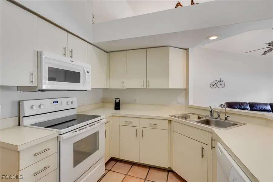 15236 Cricket Lane, Fort Myers, FL 33919 - Image #3