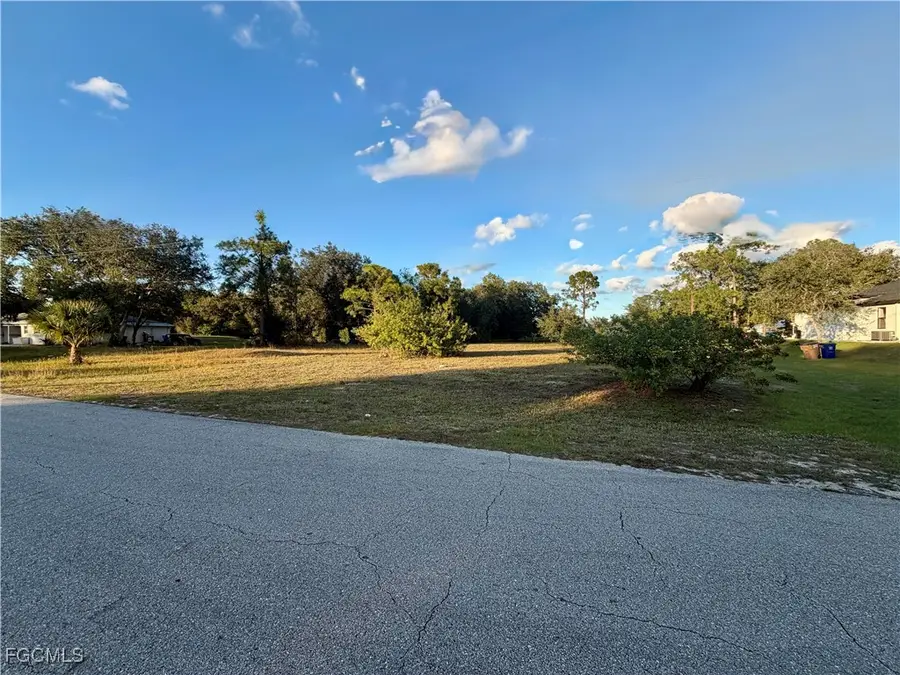 1049/1051 Meadow Road, Lehigh Acres, FL 33973 - Image #2