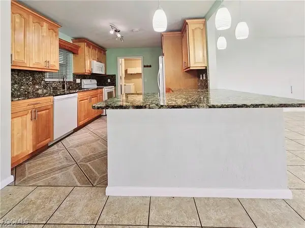 211 S Lake Drive, Lehigh Acres, FL 33936