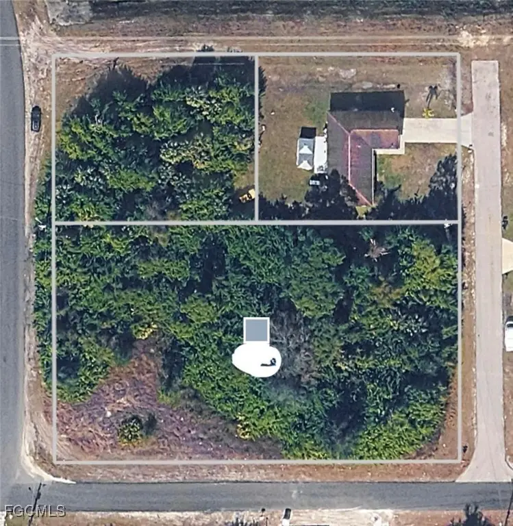 52 Gene Avenue S, Lehigh Acres, FL 33976 - Image #2