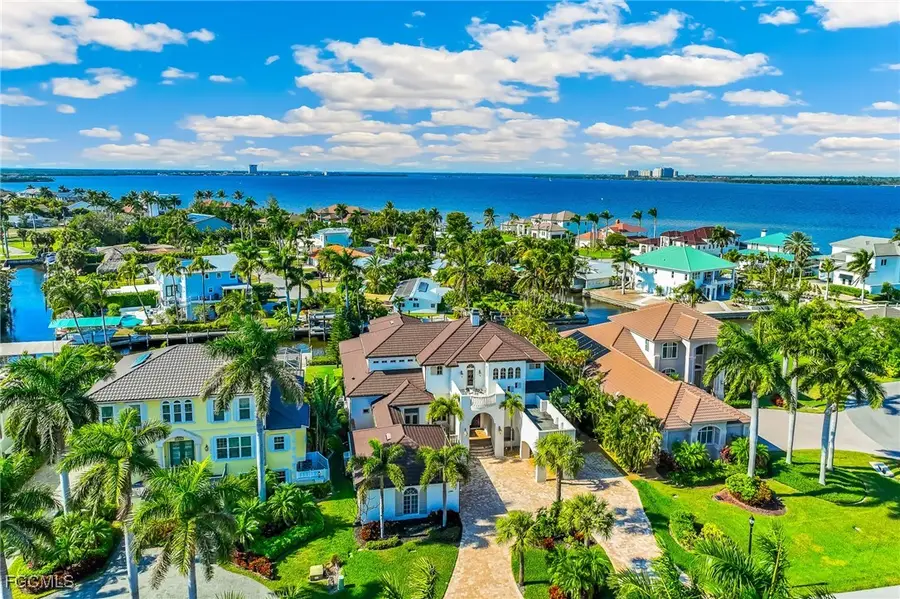 15090 Intracoastal Court, Fort Myers, FL 33908 - Image #3