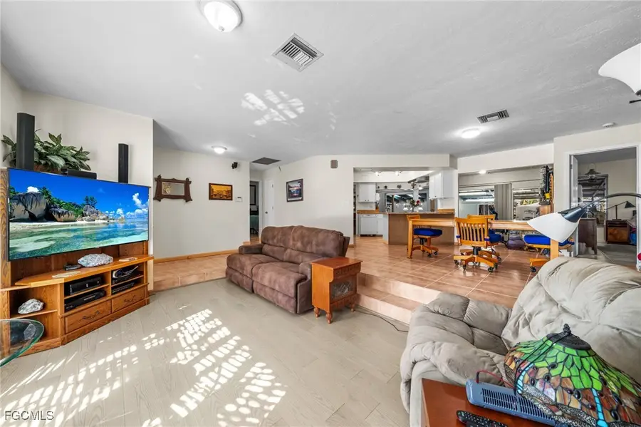 813 105th Avenue N, Naples, FL 34108 - Image #3