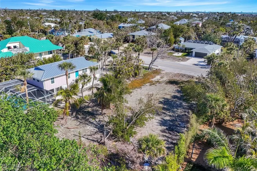 651 Donax Street, Sanibel, FL 33957 - #3