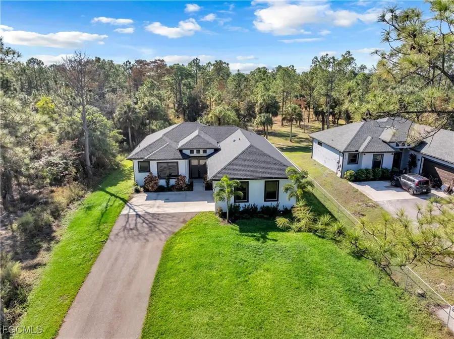 2844 37th Avenue Ne, Naples, FL 34120 - Image #3