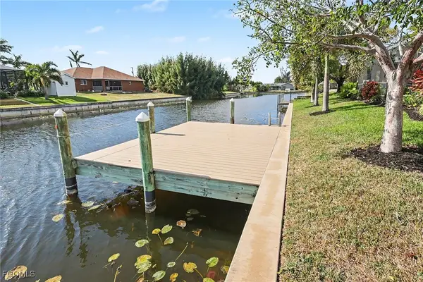 1426 SW 12th Terrace, Cape Coral, FL 33991
