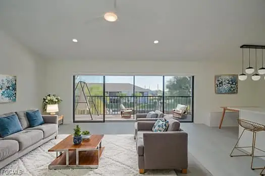 4727 SW 13th Avenue #203, Cape Coral, FL 33914