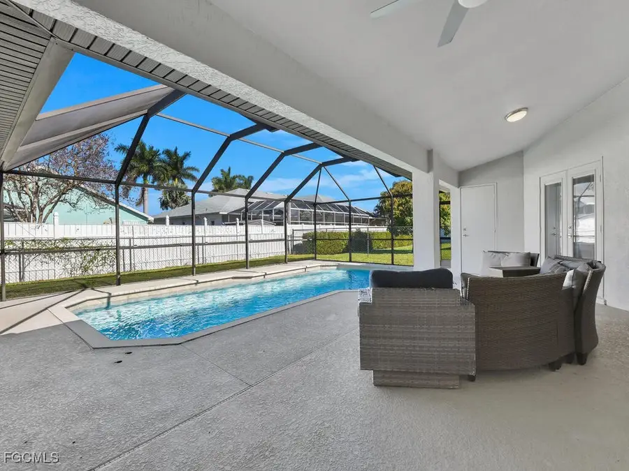 613 SE 19th Lane, Cape Coral, FL 33990 - Image #2