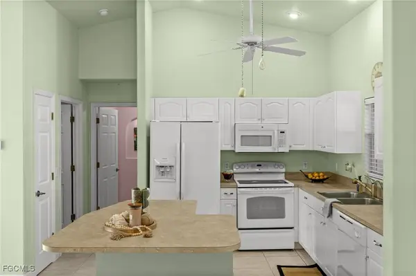 221 NE 14th Terrace, Cape Coral, FL 33909