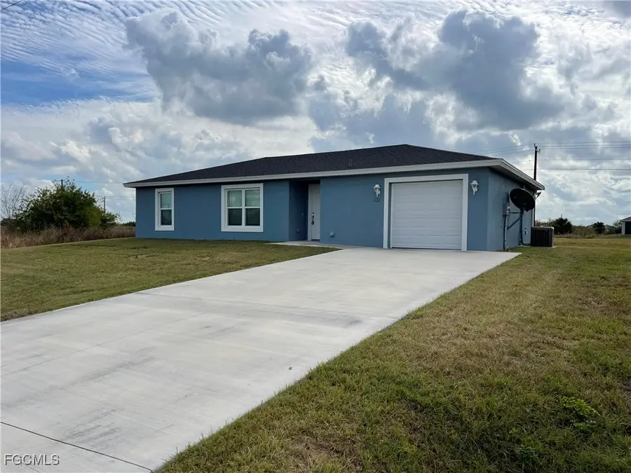 131 Carousel Avenue, Labelle, FL 33935 - Image #2