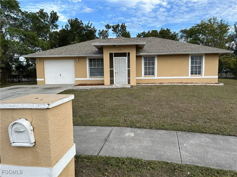 3228 Willin Street, Fort Myers, FL 33916 - Image #2