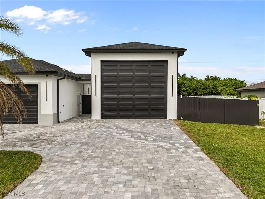 607 NW 7th Street, Cape Coral, FL 33993 - #3