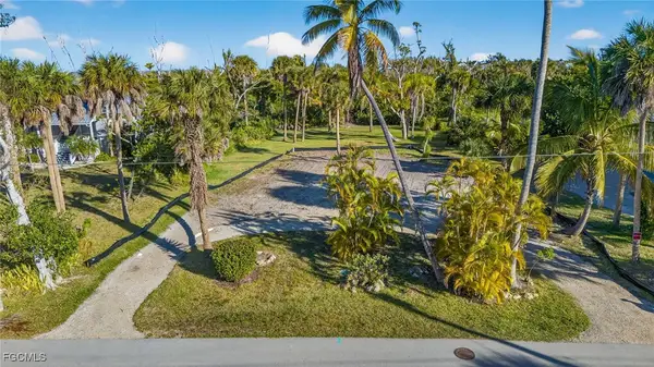 1835 Ardsley Way, Sanibel, FL 33957
