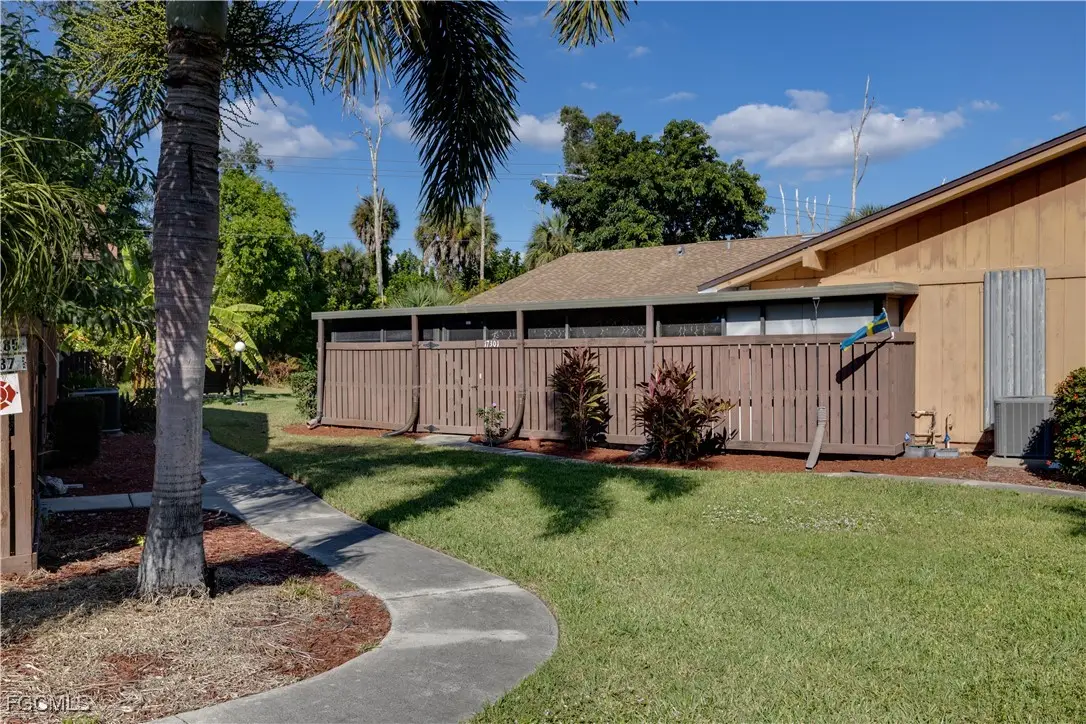 17301 Timber Oak Lane, Fort Myers, FL 33908 - Image #1