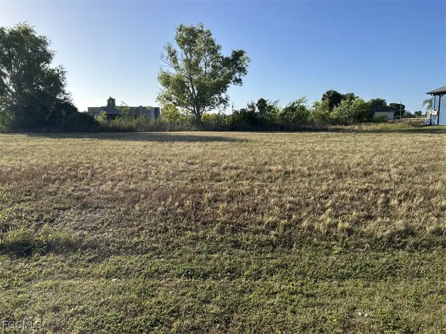 2112 NE 27th Terrace, Cape Coral, FL 33909 - Image #3