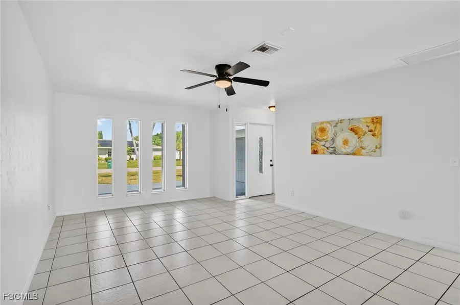 918 SE 35th Street, Cape Coral, FL 33904 - Image #2
