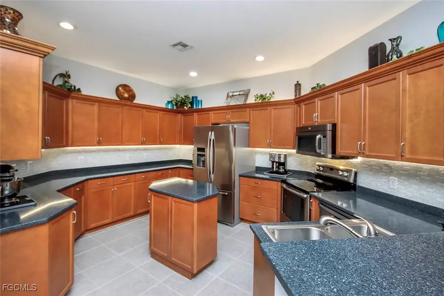 15602 Caloosa Creek Circle, Fort Myers, FL 33908 - #3