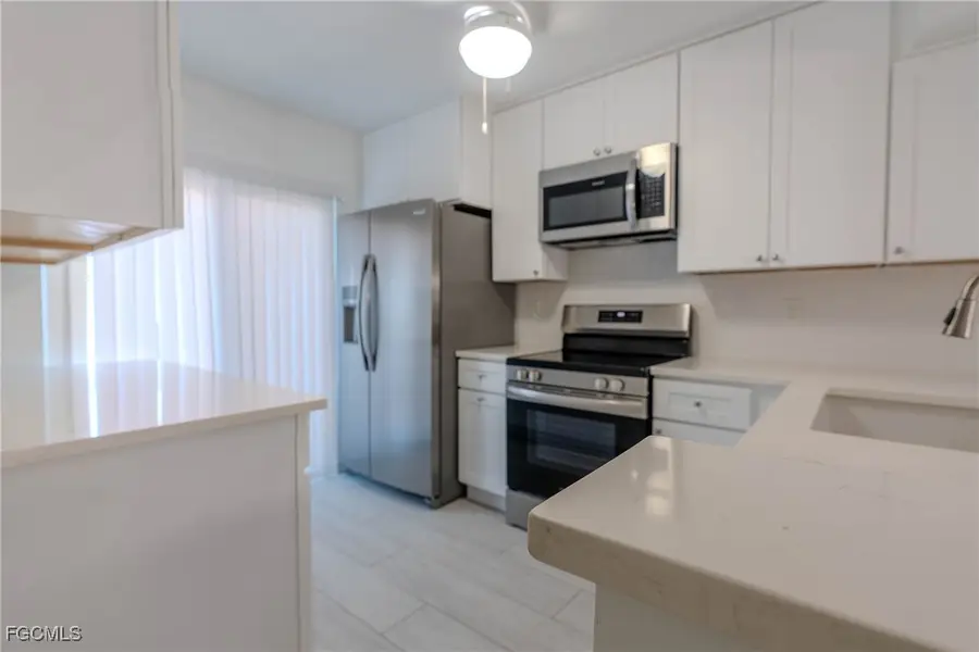 18010 San Carlos Boulevard #31, Fort Myers Beach, FL 33931 - Image #3