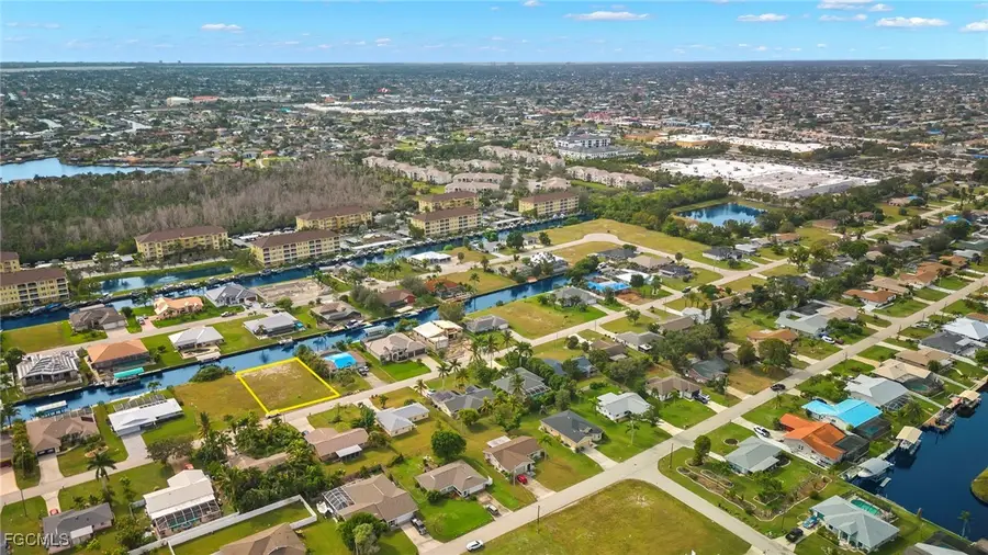 1936 Coral Point Drive, Cape Coral, FL 33990 - Image #2