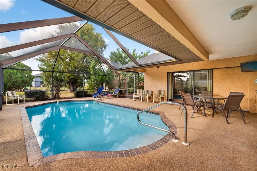 1224 NE 4th Place, Cape Coral, FL 33909 - Image #2