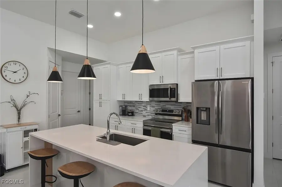 207 SE 2nd Avenue, Cape Coral, FL 33990 - #2