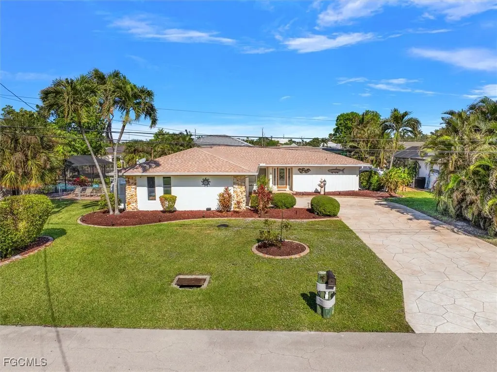 807 Montclaire Court, Cape Coral, FL 33904 - Image #1