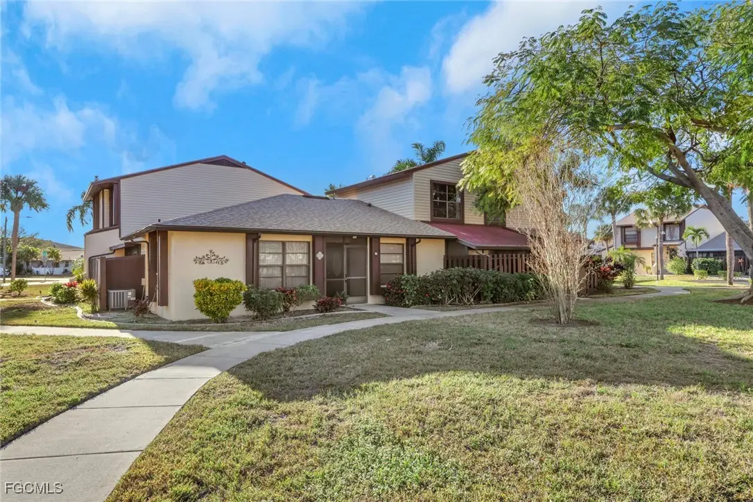 646 SE 12th Court #17, Cape Coral, FL 33990 - Image #1