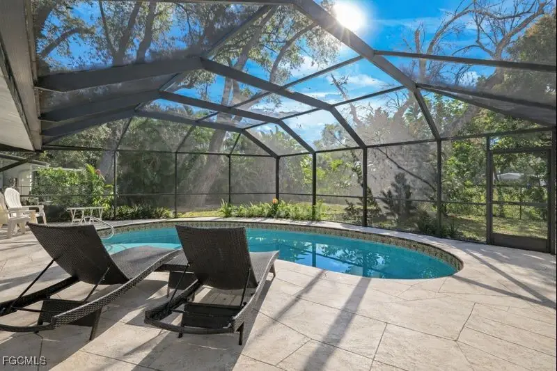 1334 Vesper Drive, Fort Myers, FL 33901 - Image #2