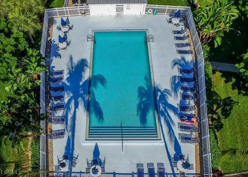 18038 San Carlos Boulevard #116, Fort Myers Beach, FL 33931 - Image #2