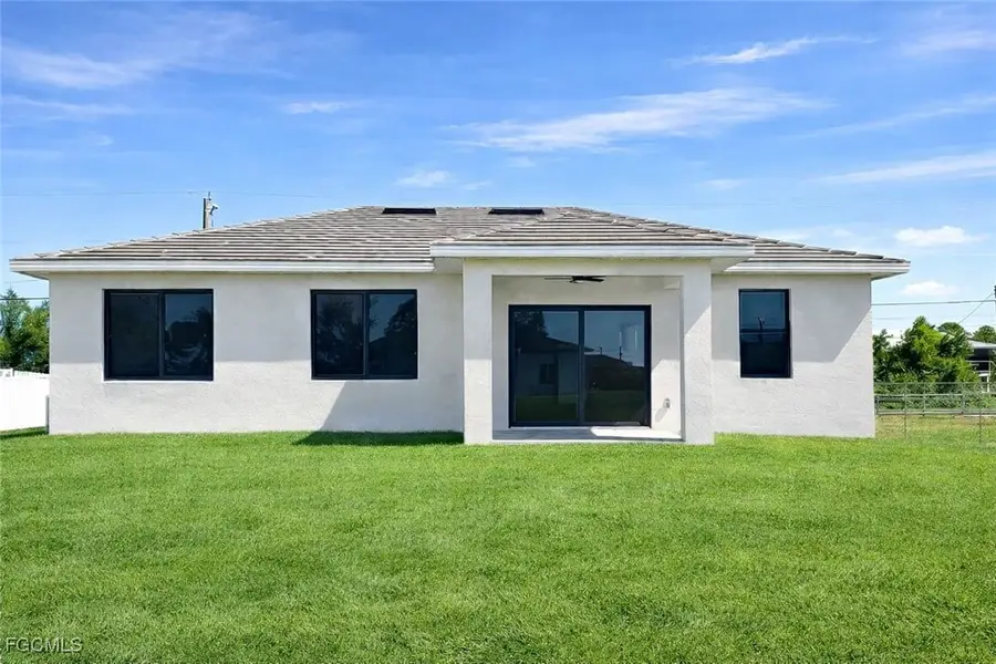 3903 11th Street Sw, Lehigh Acres, FL 33976 - Image #2