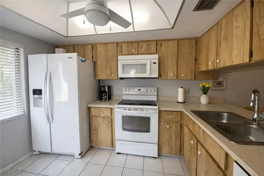 11610 Caravel Circle #104, Fort Myers, FL 33908 - Image #2