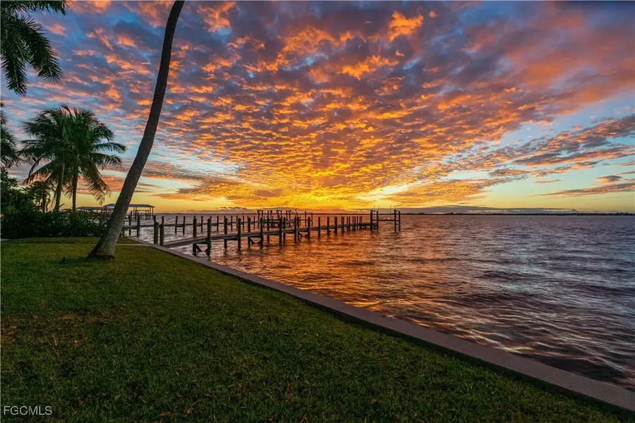 2840 Valencia Way, Fort Myers, FL 33901 - Image #3