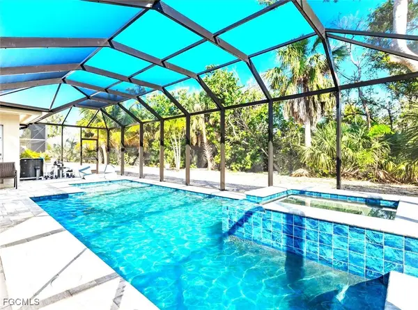 425 Donora Boulevard, Fort Myers Beach, FL 33931