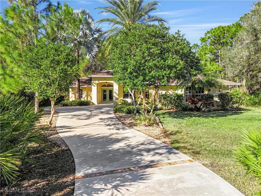 1915 Roosevelt Avenue, Lehigh Acres, FL 33972 - Image #3