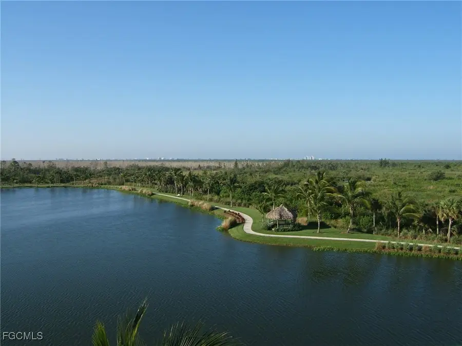 9111 Southmont Cove #302, Fort Myers, FL 33908 - Image #2